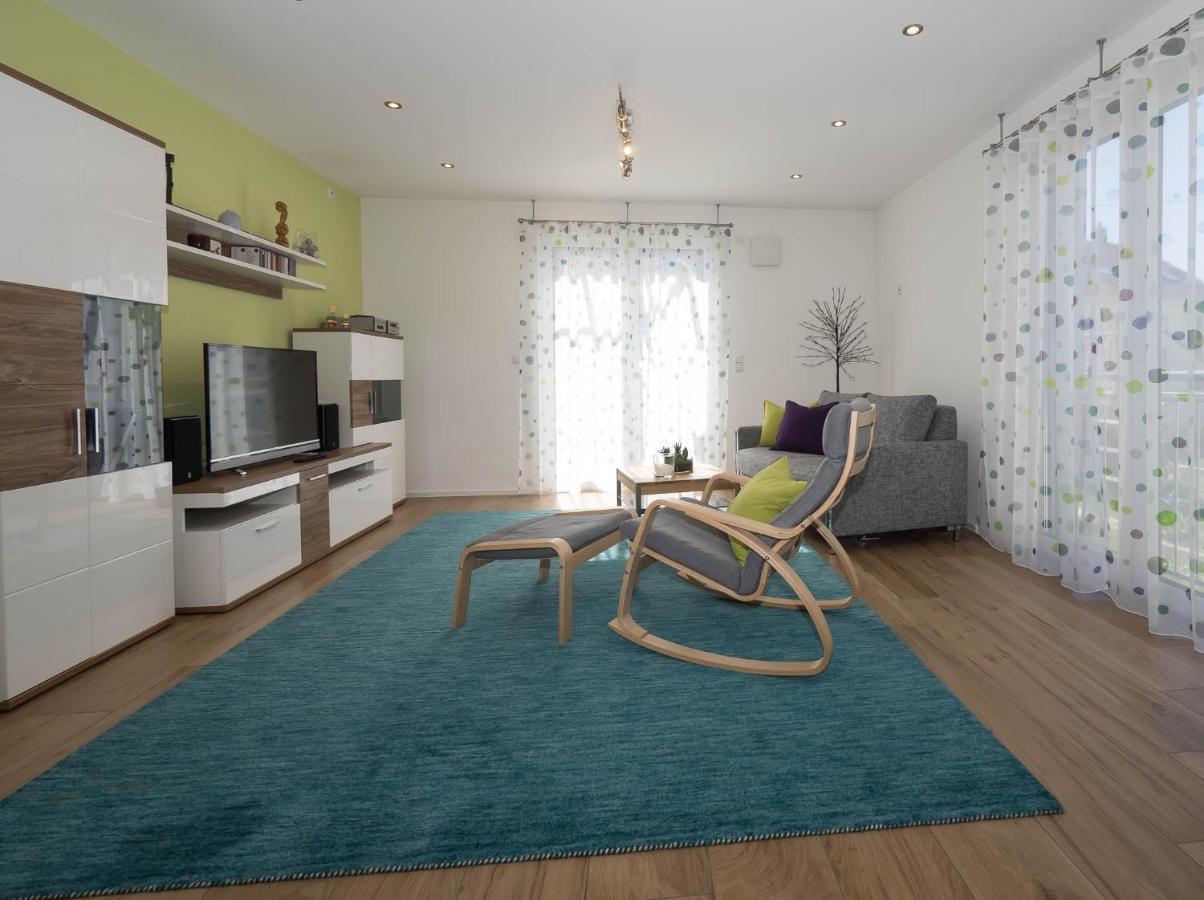 16Lilien Apartmentwohnung Waiblingen  Extérieur photo